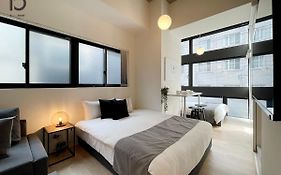 Bhotel Nekoyard - Stylish Loft Studio Steps From Peace Park